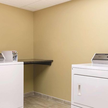 Country Inn & Suites By Radisson, Fergus Falls, Mn Екстер'єр фото