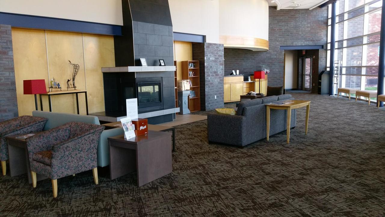 Country Inn & Suites By Radisson, Fergus Falls, Mn Екстер'єр фото